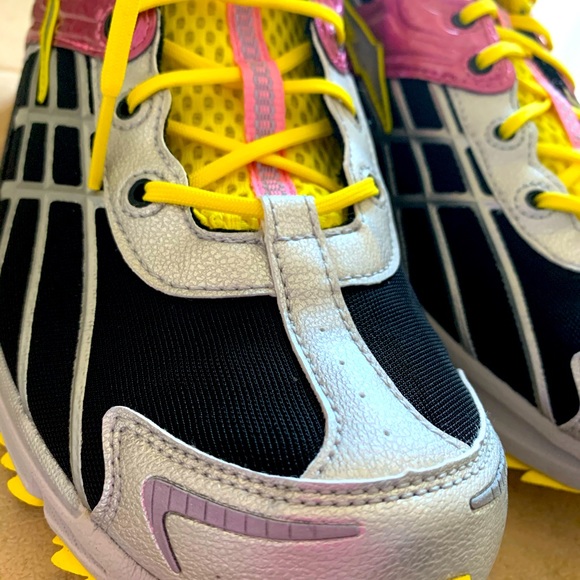 AVIA running shoes - 10 - Picture 3 of 5